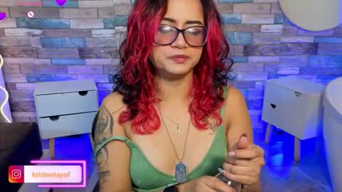 kristen_tay online show from February 14, 4:47 am