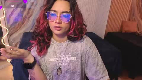 kristen_tay online show from April 26, 3:04 am