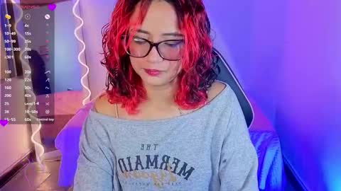 kristen_tay online show from November 25, 3:52 am