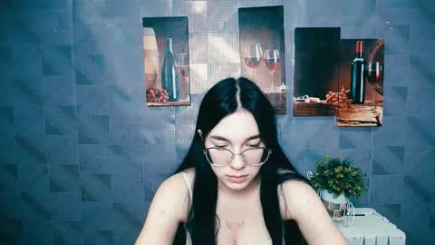 Kristen online show from September 29, 6:40 am