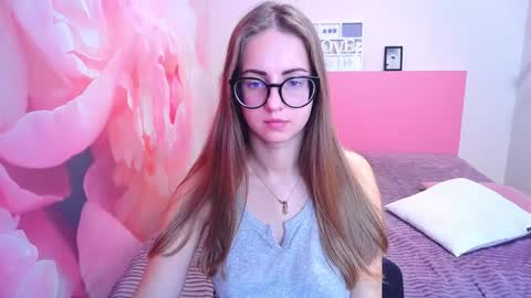 Snapshot of kristina_adel chatting on December 30, 8:10 am Kristina Adel online show from December 30, 8:10 am