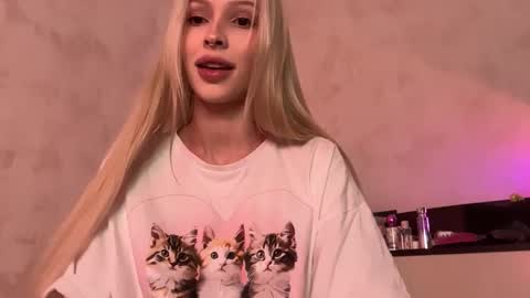 Kristy online show from March 10, 6:12 pm