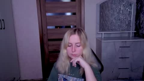 Kristy online show from June 30, 6:13 am