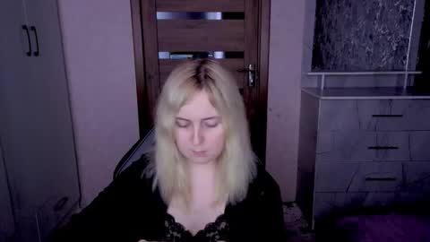 Kristy online show from April 23, 9:17 pm