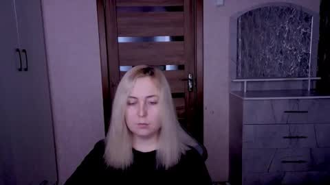 Kristy online show from April 13, 11:16 pm