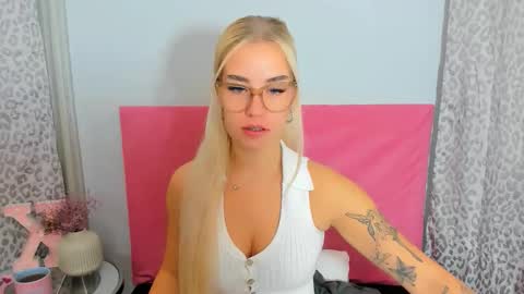 KristyFlowers online show from October 26, 6:09 am