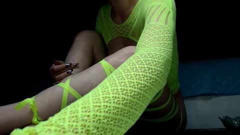 krystal desire online show from November 18, 7:15 pm