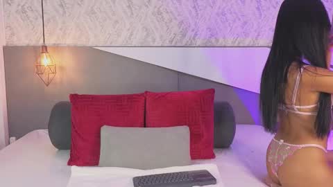 Krystal online show from March 6, 6:58 pm