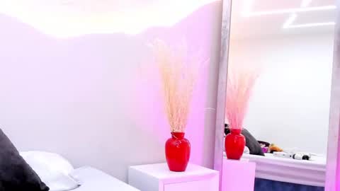 Krystal online show from September 28, 5:03 am