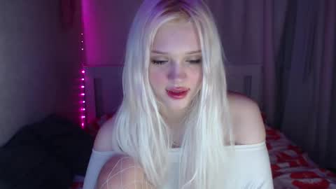 Emilia online show from February 27, 7:26 pm