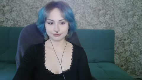 Alice online show from April 8, 2:41 pm