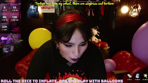 Snapshot of kureiji_fetish chatting on December 29, 6:03 am Fetiche Woman online show from December 29, 6:03 am