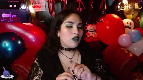 Snapshot of kureiji_fetish chatting on September 8, 7:35 pm Fetiche Woman online show from September 8, 7:35 pm