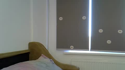 kurkuma_ online show from April 9, 1:27 pm