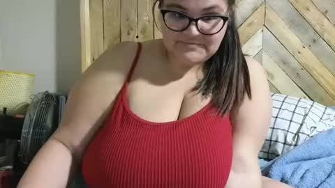 Raven Belle online show from January 4, 6:30 pm