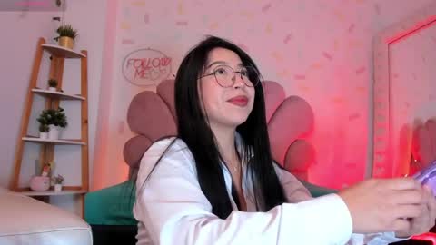 Kylie online show from April 29, 5:30 pm