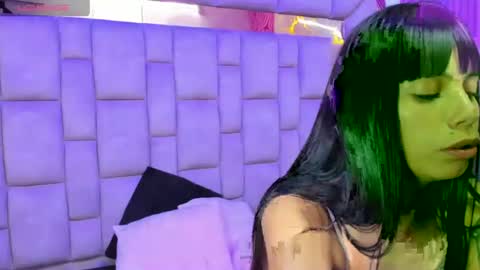 kylie online show from July 6, 7:16 pm