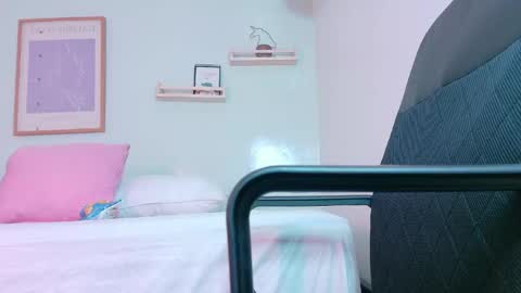 KYLIE  online show from April 16, 12:49 pm