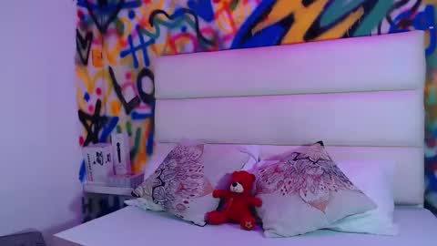 Snapshot of kyliebenson chatting on January 10, 10:39 am Melissa online show from January 10, 10:39 am