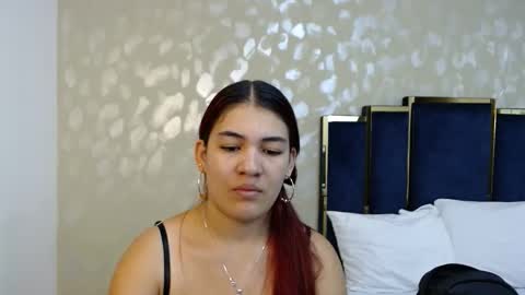 Melissa online show from April 8, 11:01 am