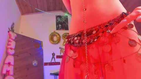   online show from April 25, 11:24 pm