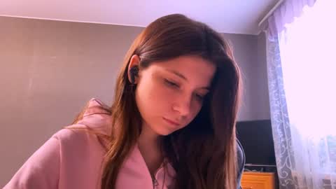 Kary online show from April 26, 1:42 pm