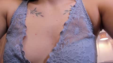 Snapshot of kymberlysweet chatting on October 4, 12:44 pm Kymberly online show from October 4, 12:44 pm