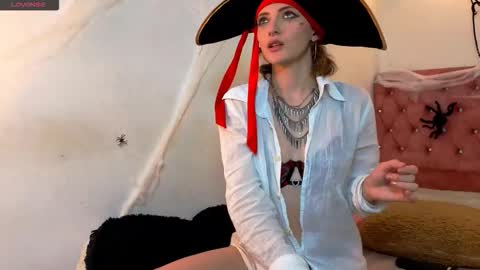 kyra_honey online show from October 31, 10:14 pm