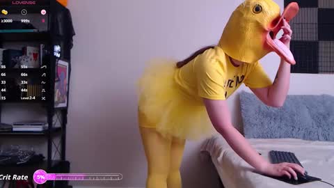 Lily Paw  online show from October 31, 7:07 pm