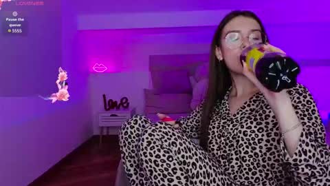 Margo  online show from October 21, 10:25 pm