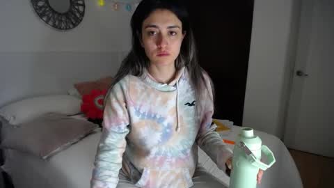 Catalina online show from April 28, 3:00 am