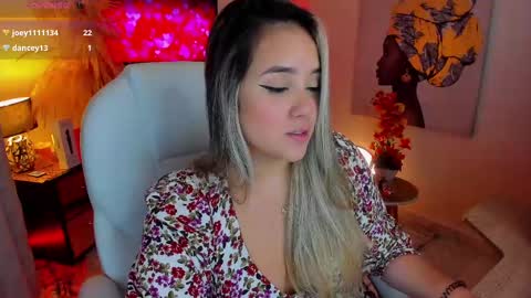 Snapshot of la_venezolana chatting on February 14, 6:12 am Vero online show from February 14, 6:12 am