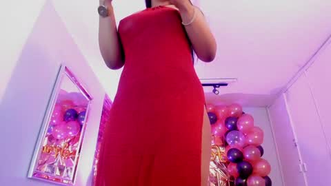 Snapshot of laady_brownn chatting on January 28, 11:38 am Cris online show from January 28, 11:38 am