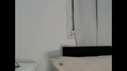 Snapshot of lady____a chatting on December 19, 6:12 am lady____a online show from December 19, 6:12 am