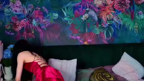 Nicole online show from July 7, 6:10 pm