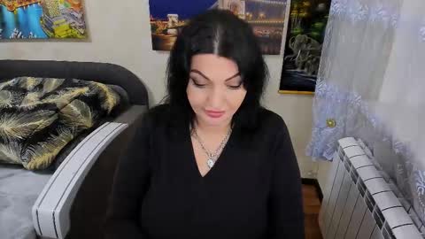 lady_boom_ online show from February 8, 6:44 pm