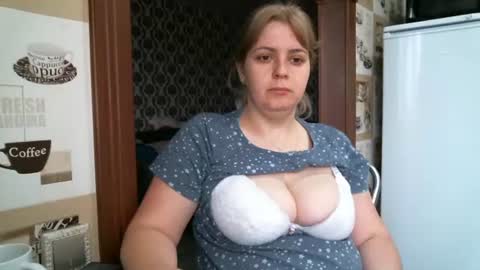 lady cute cat29 online show from November 1, 2:27 am