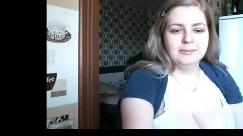 lady cute cat29 online show from April 27, 2:41 am