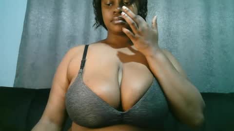 lady_dearra online show from June 12, 3:03 am