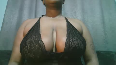lady_dearra online show from April 25, 4:59 am
