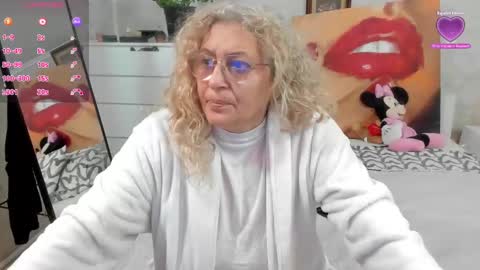 diana online show from January 22, 11:45 am