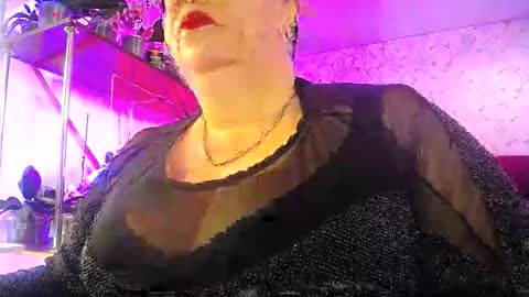 Lady Gloria online show from May 10, 8:16 am