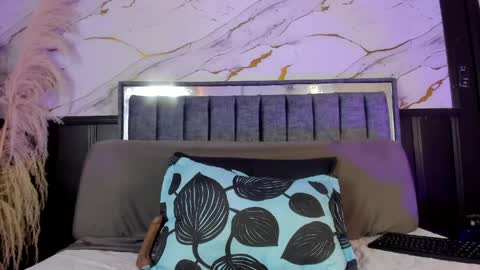 lady_lucy69 online show from May 8, 2:09 pm
