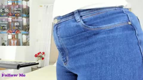 lady_miss___ online show from April 27, 12:13 pm