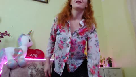 Sima Ladybigsmile online show from February 7, 1:15 am