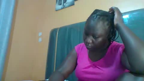 lindah32 online show from April 8, 10:56 pm