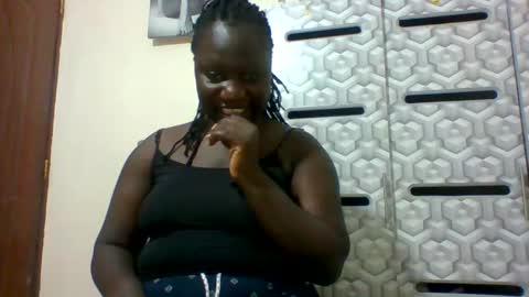 lindah32 online show from January 30, 11:02 pm