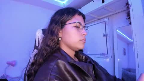  Lady  online show from April 26, 5:49 am