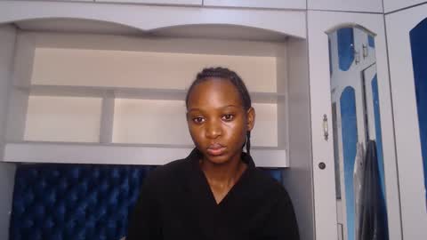 ladydiva69 online show from February 28, 1:05 am