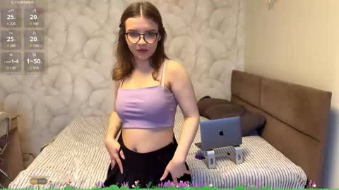 MiaPvt open online show from March 7, 10:55 am